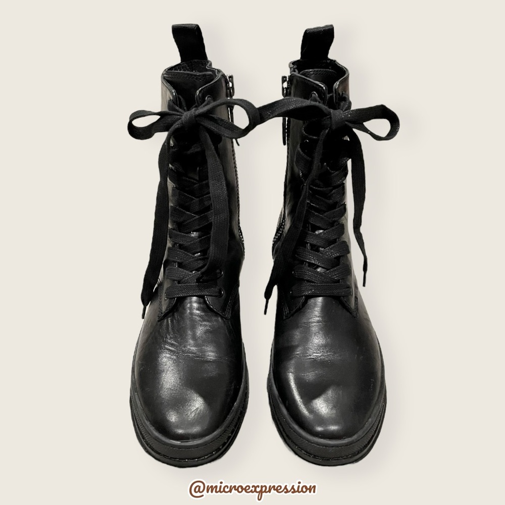 $399 Frye Chloe Lug Combat Black Leather Lace Up Moto Everyday Ankle Boot - Picture 10 of 16